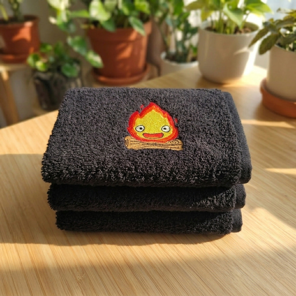 Asciugamano Calcifer Ricamato Dark Flame Edition (Fan Art)